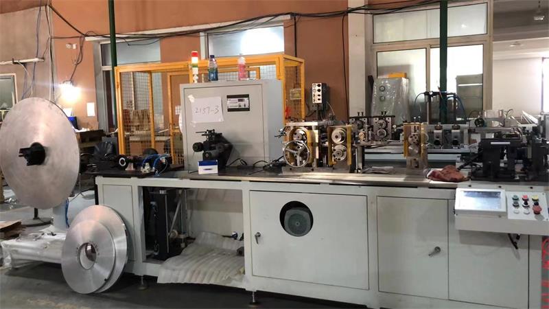 中速及低速翅片成型機(jī)